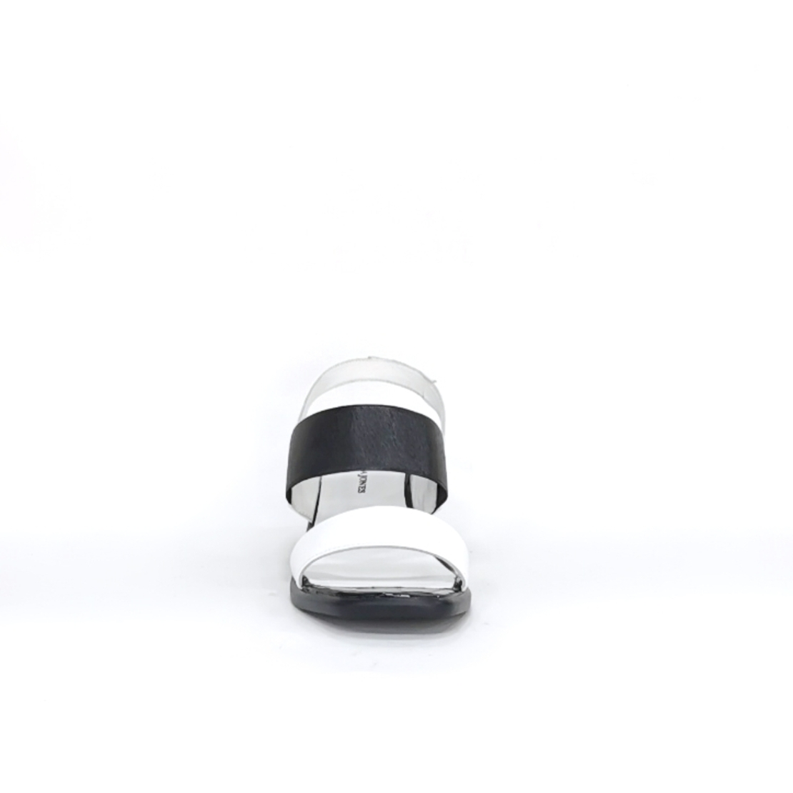 Women's elegant sandal /  natural leather / white / 77052