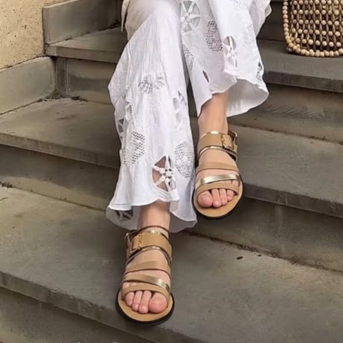 Women's sandals / natural leather / beige + gold /7260