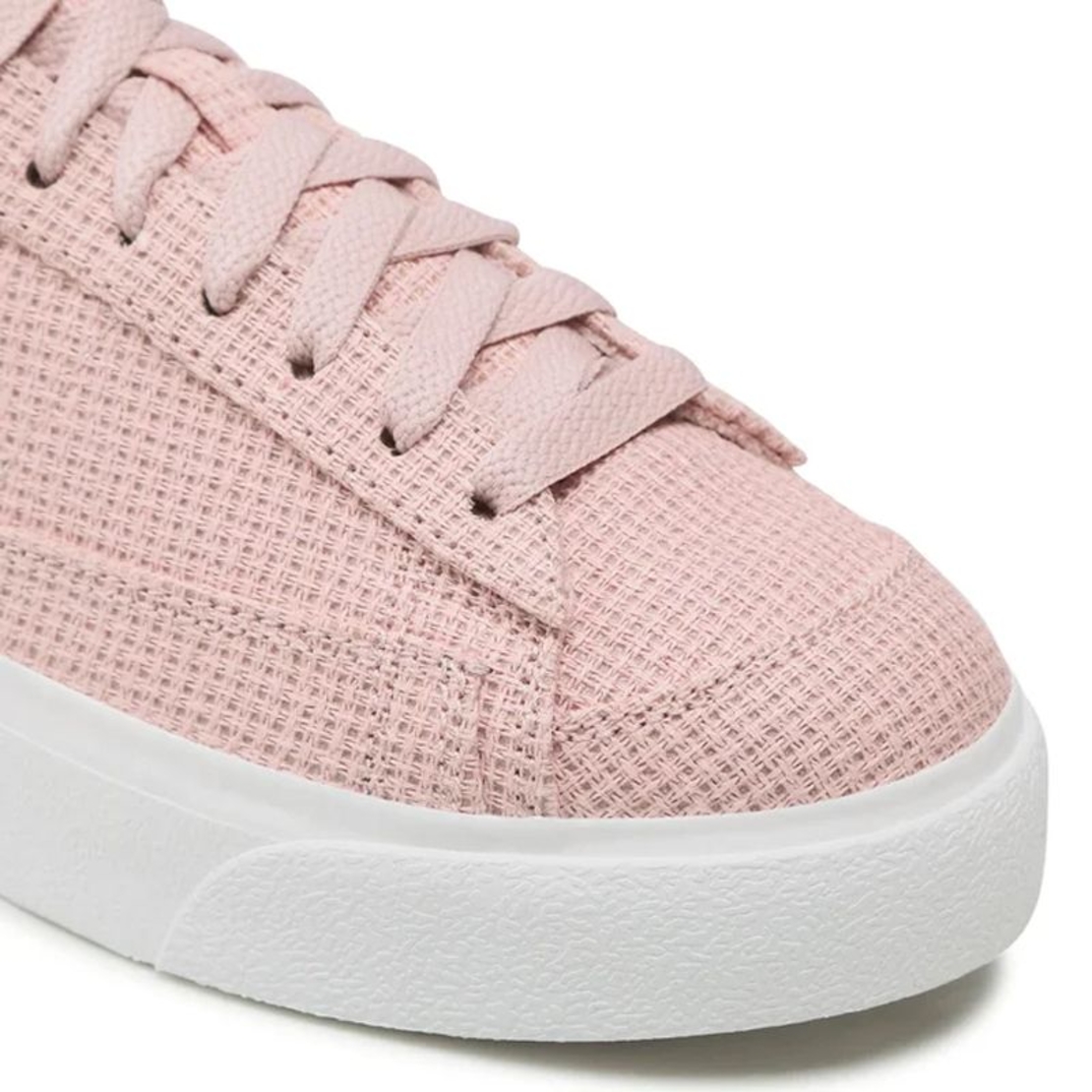 Дамски Кецове NIKE Blazer Low Platform Ess
