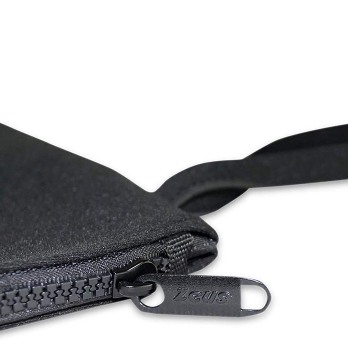 Чанта ZEUS Handbag Papu 28x20 cm Nero