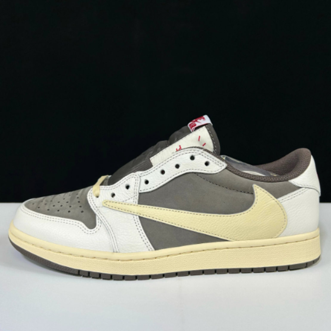  Jordan 1 Retro Low OG SP Travis Scott Reverse Mocha