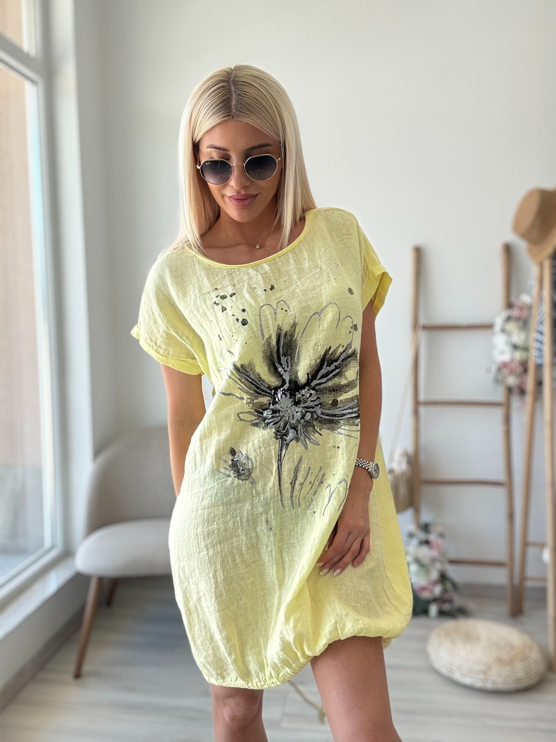 Жълта рокля лен