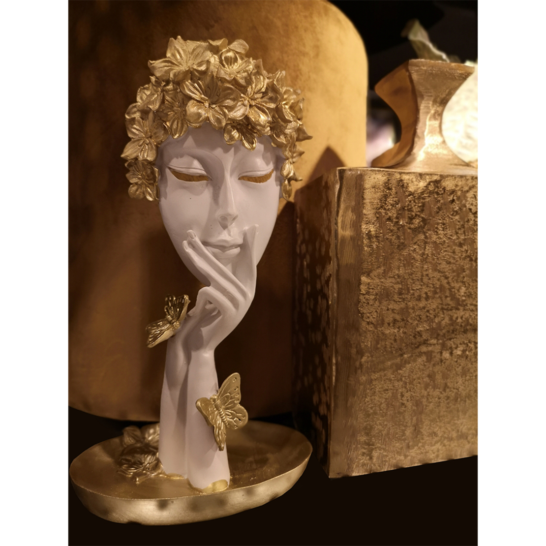 JARNI 2 DECO FACE POLYRESIN WHITE GOLD 15x10,5xH28
