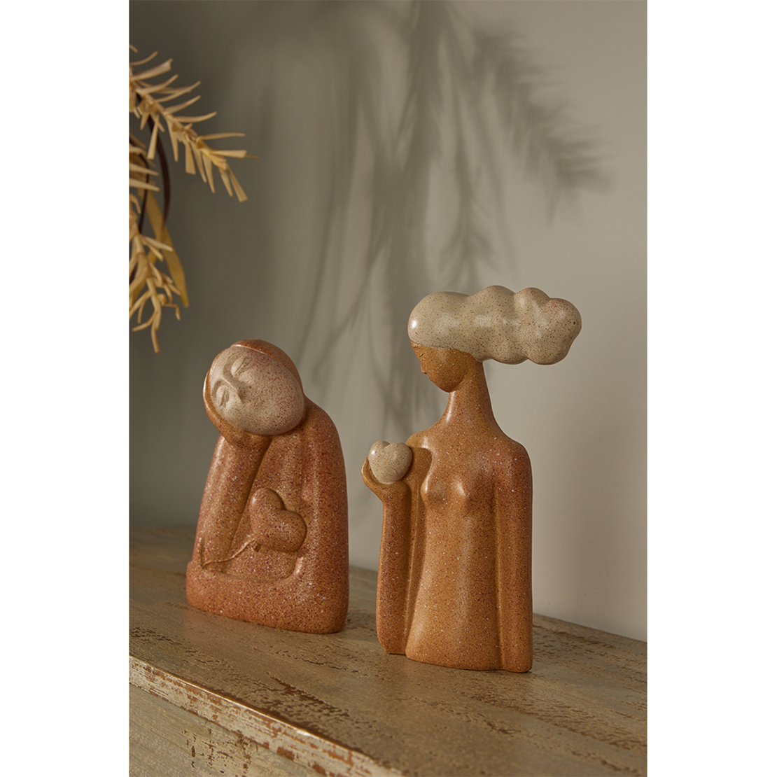 CHEVEU PINK 4 DECO FIGURE POLYRESIN TERRACOTTA GRE