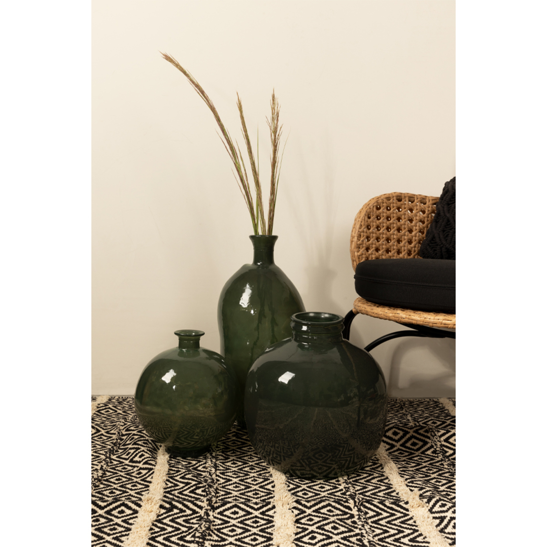 RIPE OLIVE VASE RECYCLED GLASS OLIVE GREEN D32xH35