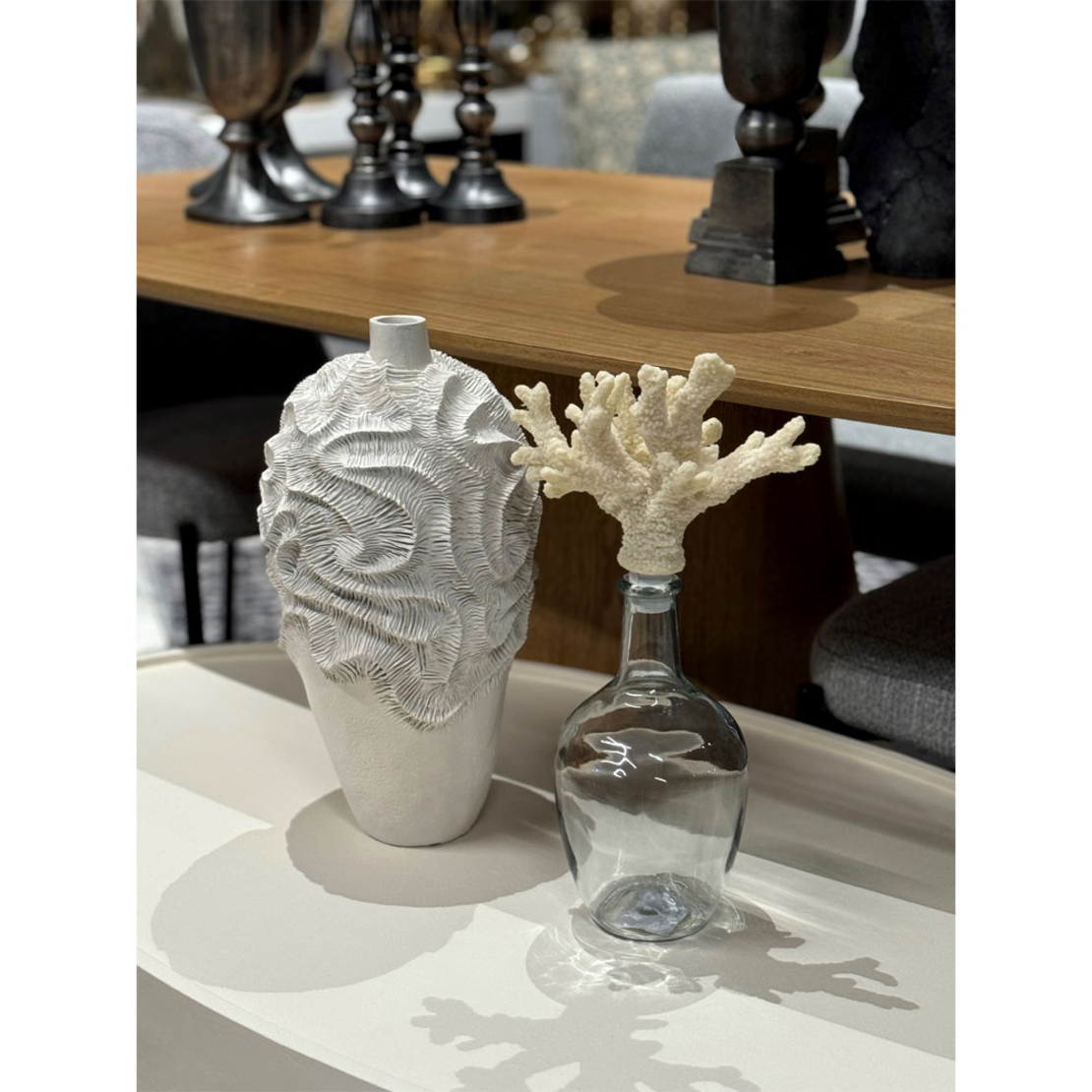 CORALLI VASE RESIN WHITE 21,5x22,7xΗ41,2cm PRC