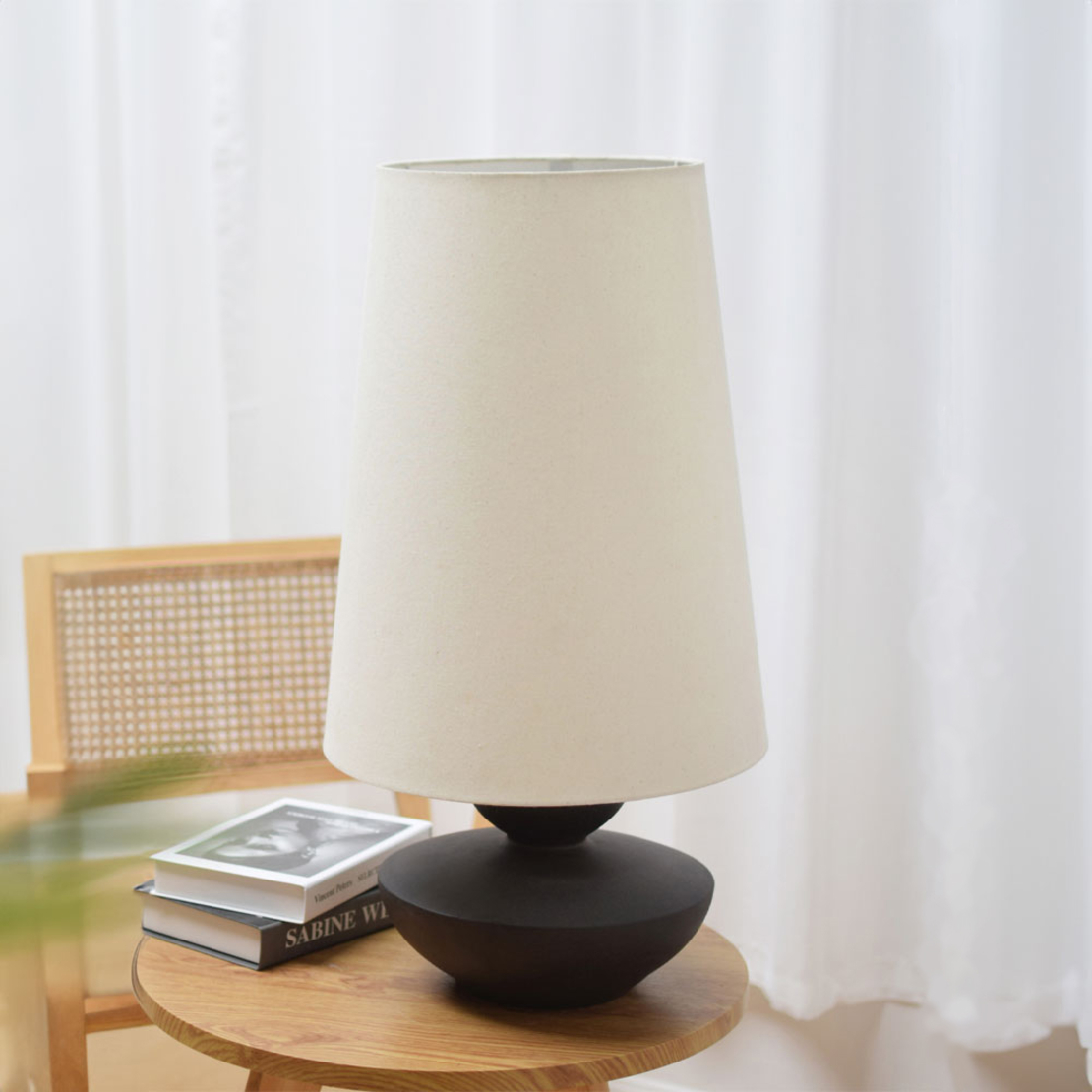 OMONDI LAMP TABLE RESIN LINEN BLACK BEIGE 27x27xH6