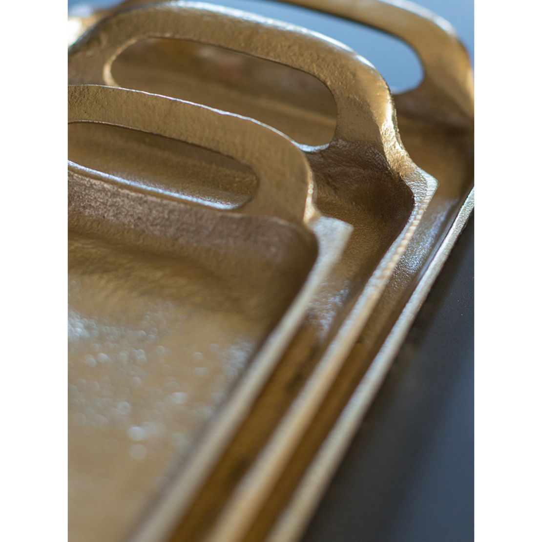 ADORO TRAY ALUMINIUM GOLD 61x16xH4cm IN