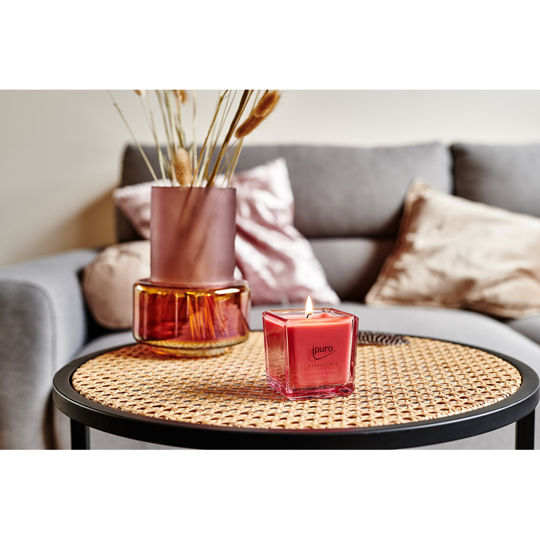 IPURO ESSENTIALS LOVELY FLOWERS CANDLE 125gr