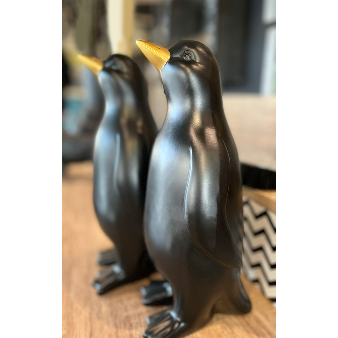 PENGUIN DECO PENGUIN POLYRESIN BLACK GOLD 13x13xH2