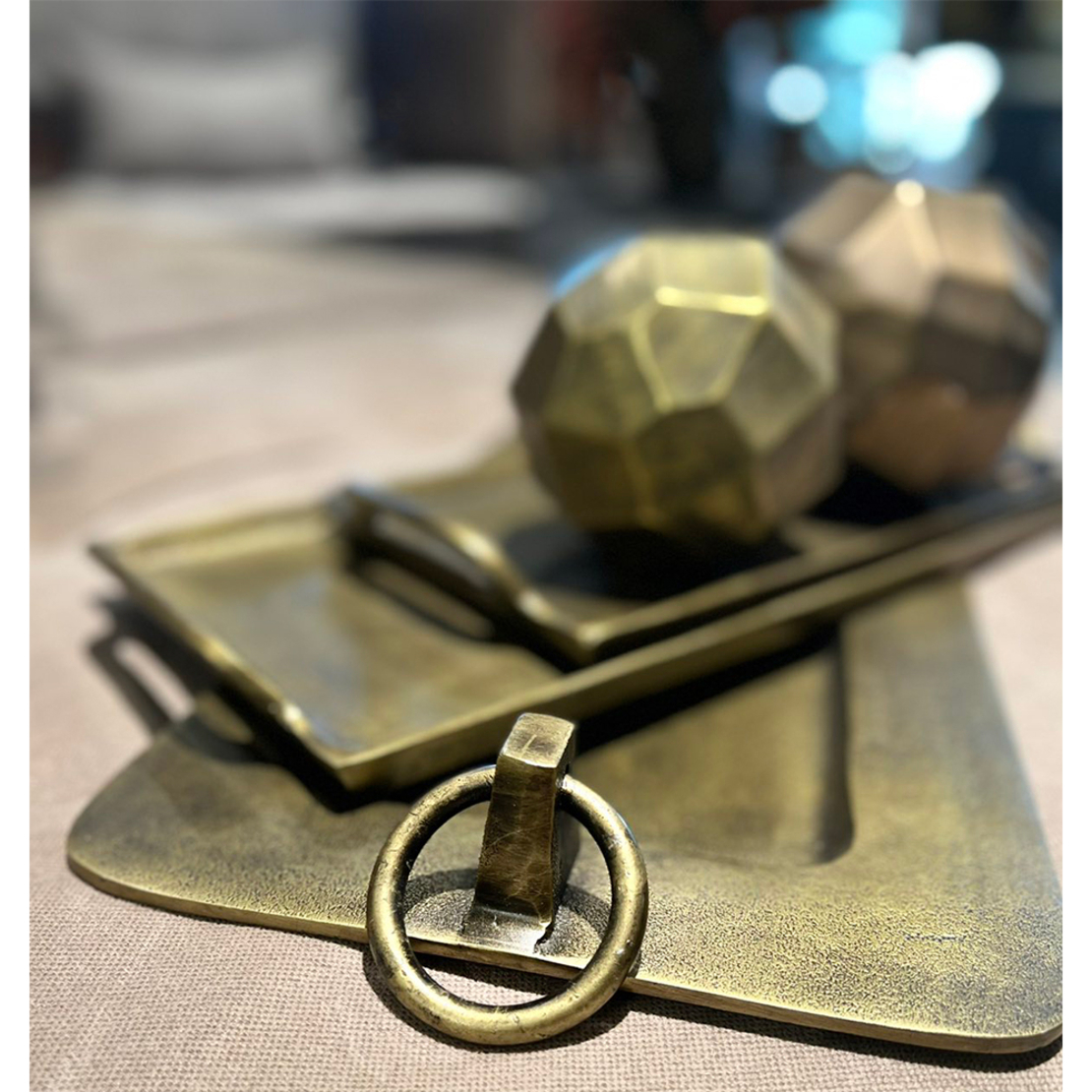 KLIPPE TRAY ALUMINIUM GOLD ANTIQUE 50x25xH6cm IN