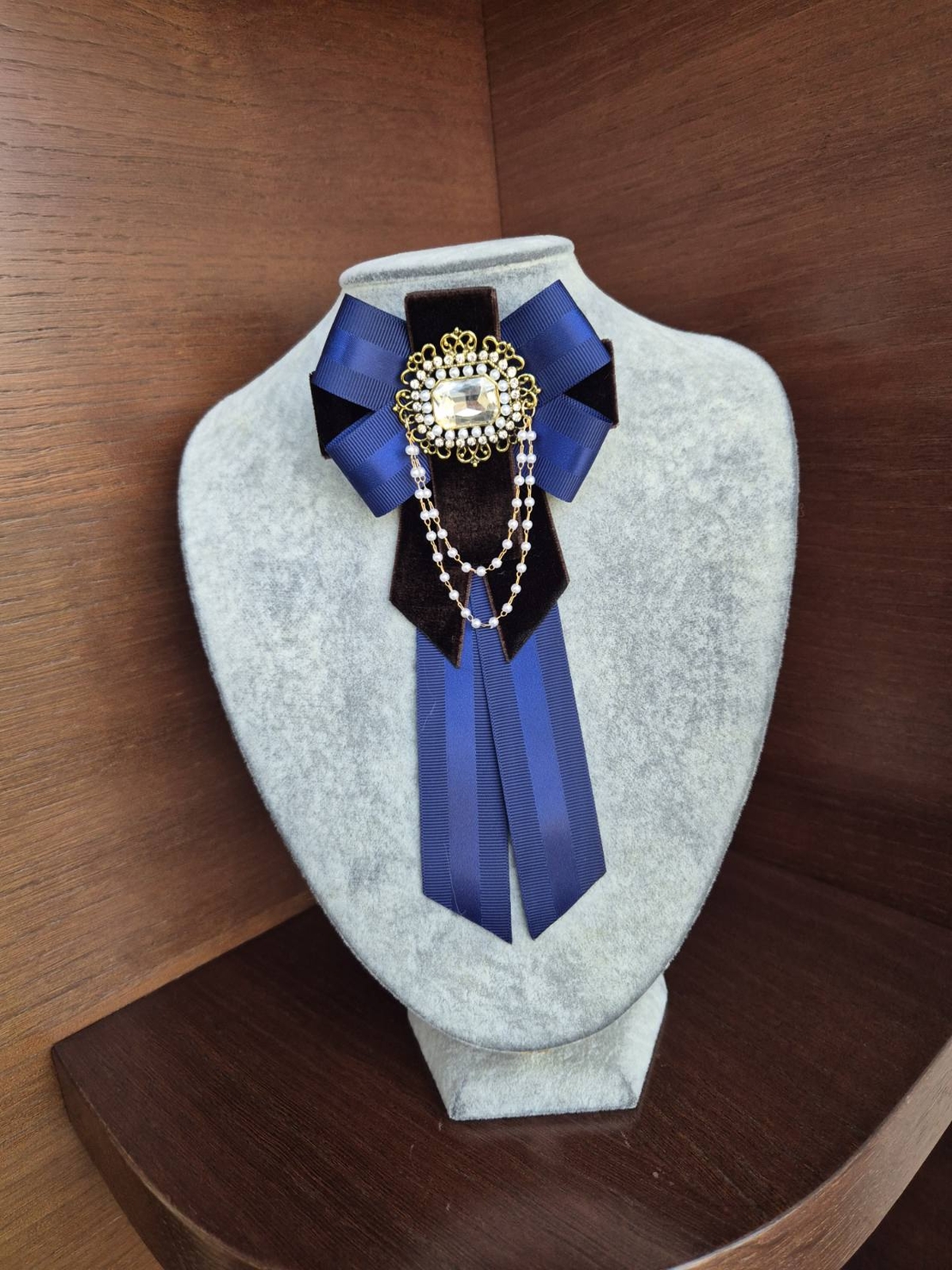 Blue and brown velvet  brooch
