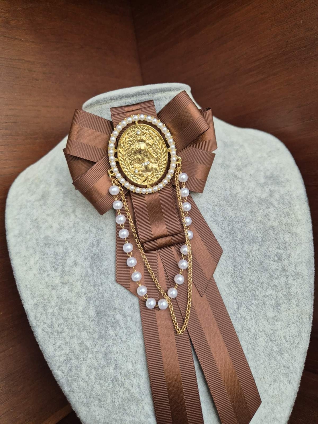 Brown Bow Brooch