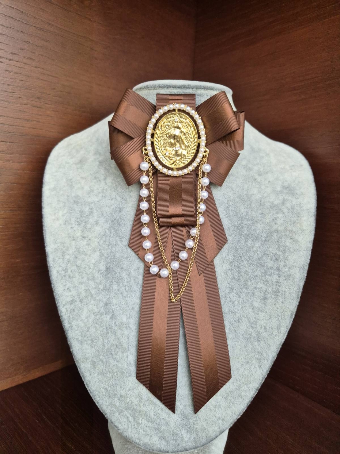 Brown Bow Brooch