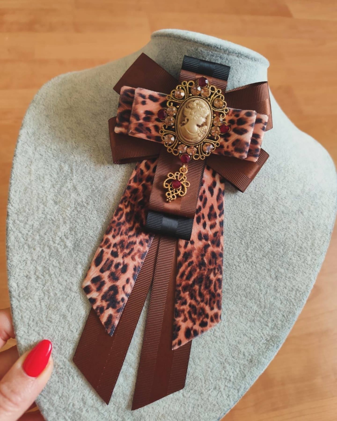 Leopard Bow Brooch