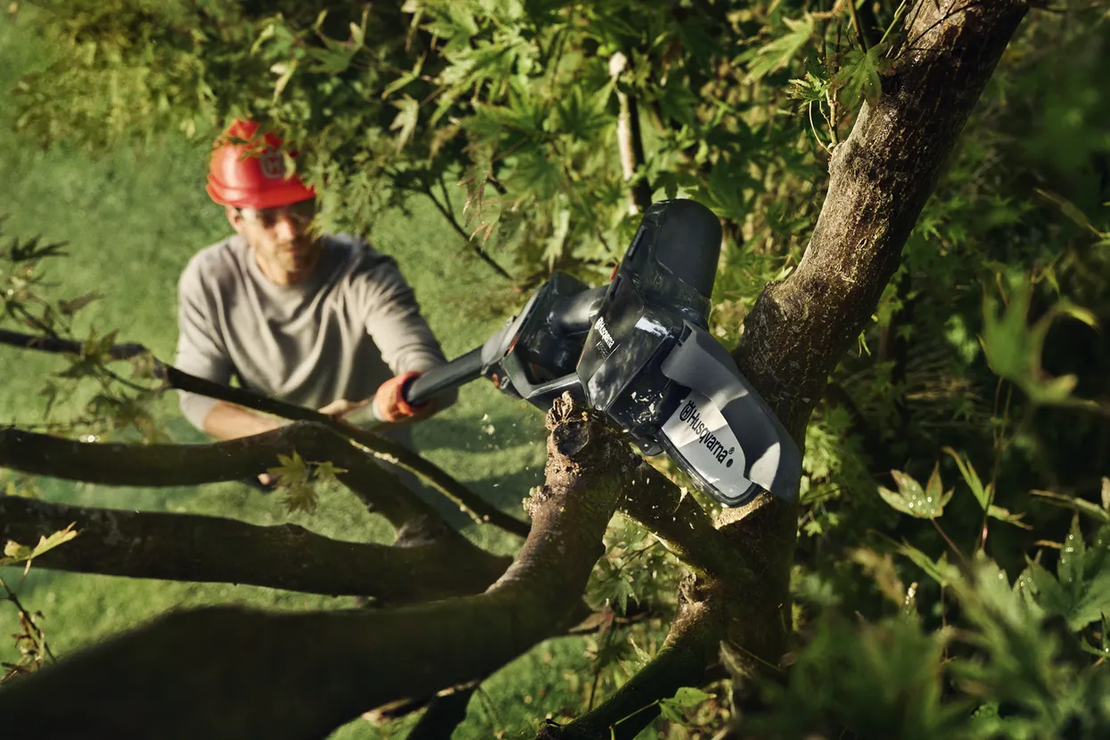 Husqvarna Aspire™ PE5-P4A с батерия и зарядно устройство