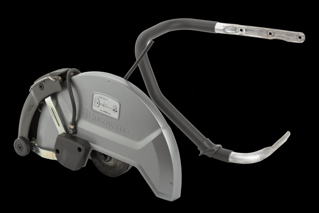 Husqvarna SmartGuard™ blade cover