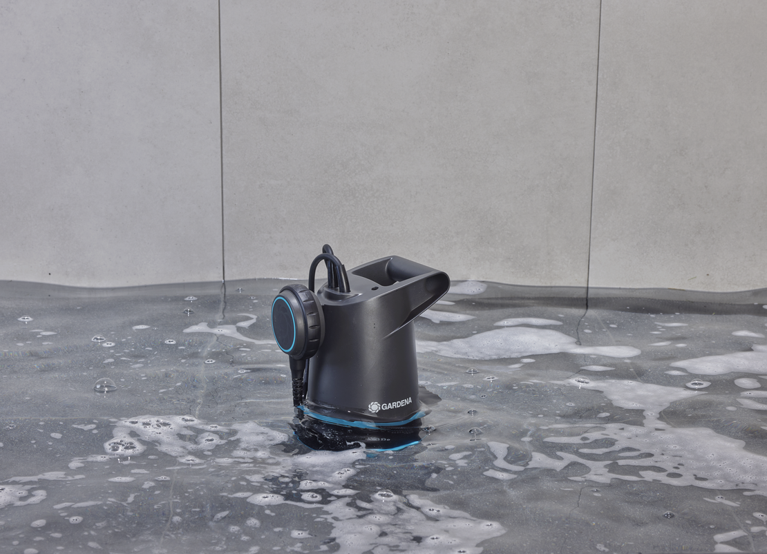 2in1 Clear/Dirty Water Submersible Pump 20000 BASIC, 20.000 l/h, with Float Switch