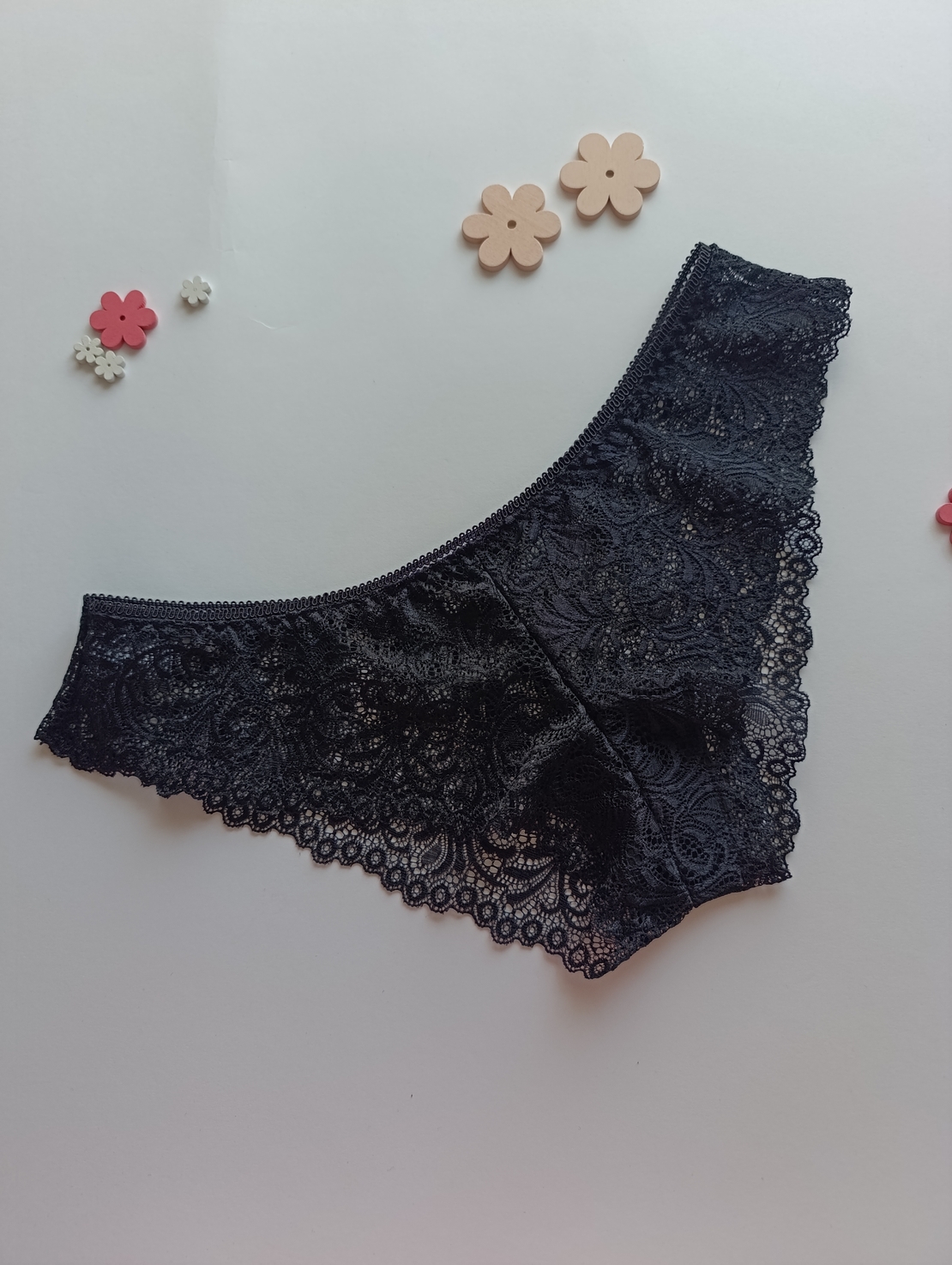 Пакет 5 броя дантелени бразилиани Цветен сън