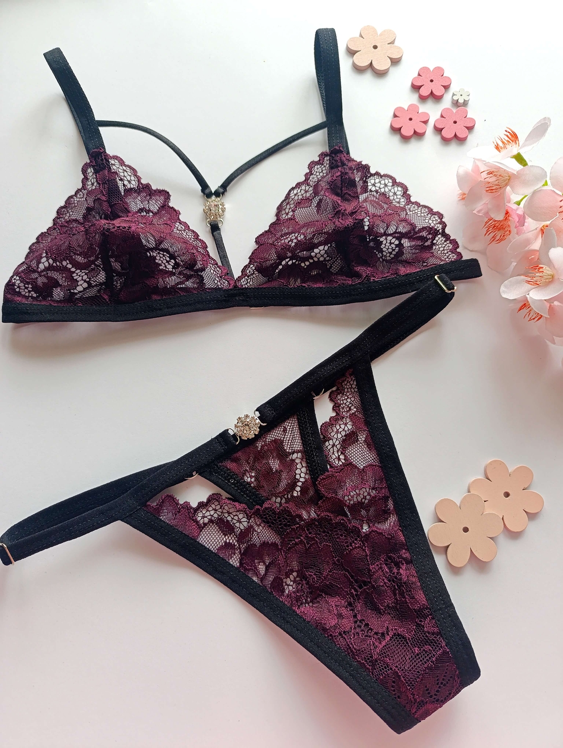 Луксозен дантелен комплект бельо Plum | MS Lingerie