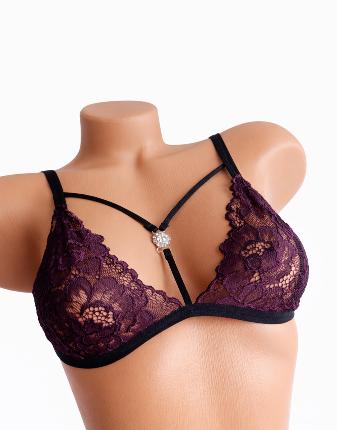 Луксозен дантелен комплект бельо Plum | MS Lingerie
