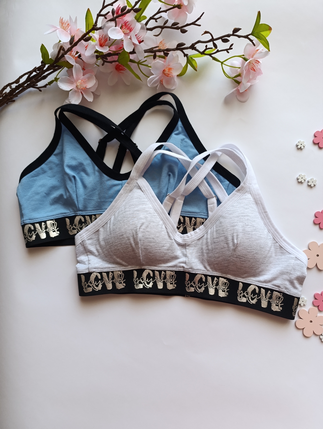 Спортно бюстие LOVE