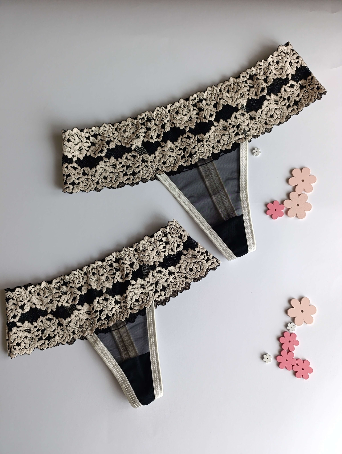 Italian Rose – луксозен комплект дамско  бельо от италианска дантела | MS Lingerie