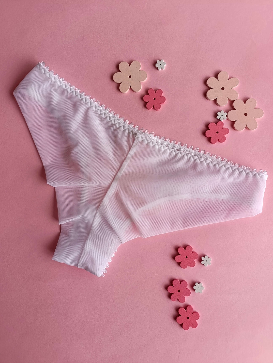 Луксозна дамска бразилиана Alegra от дантела и еластичен тюл