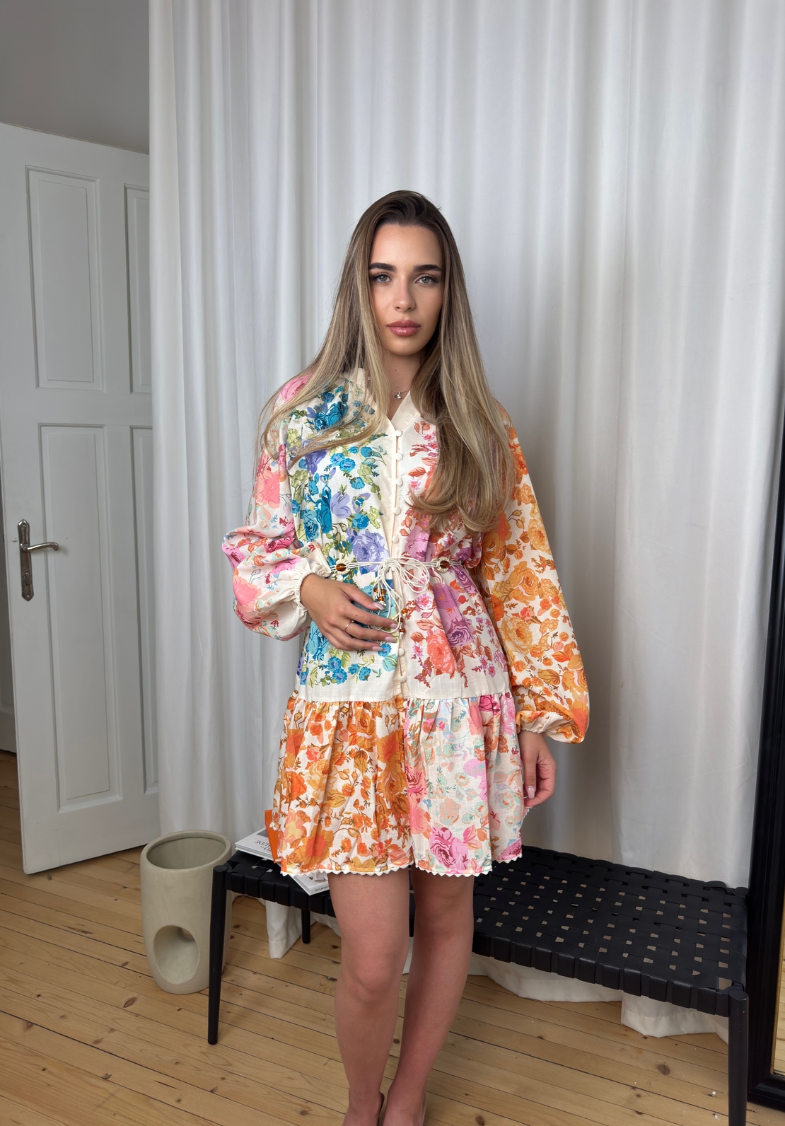 Флорална рокля с коланче