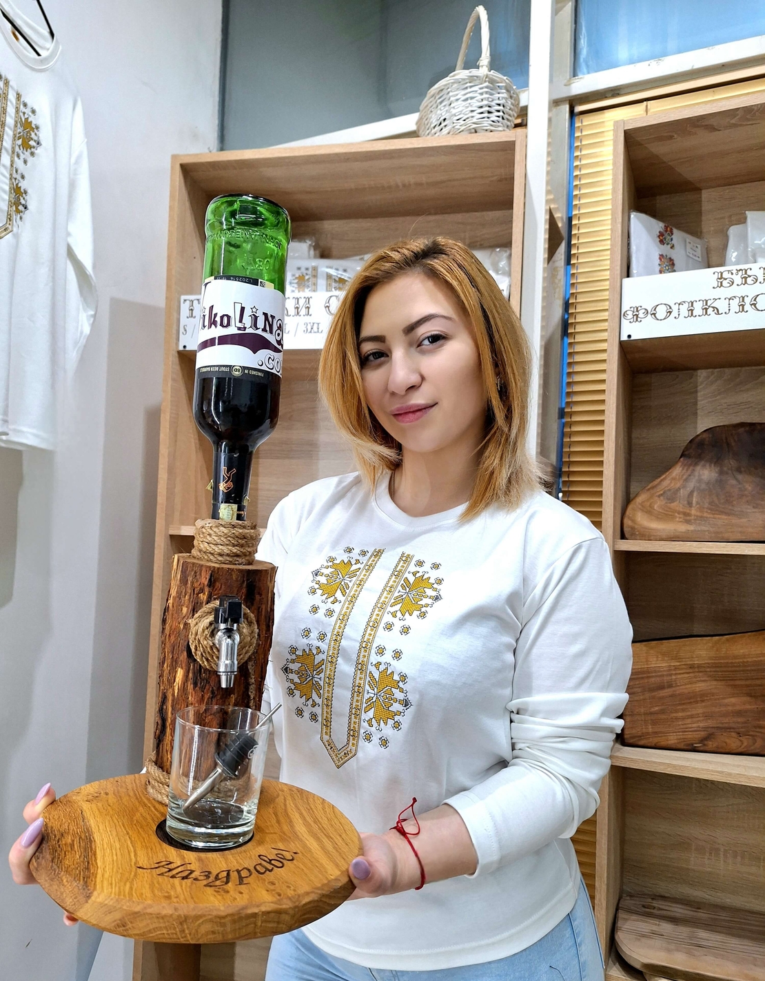 Диспенсър за алкохол 