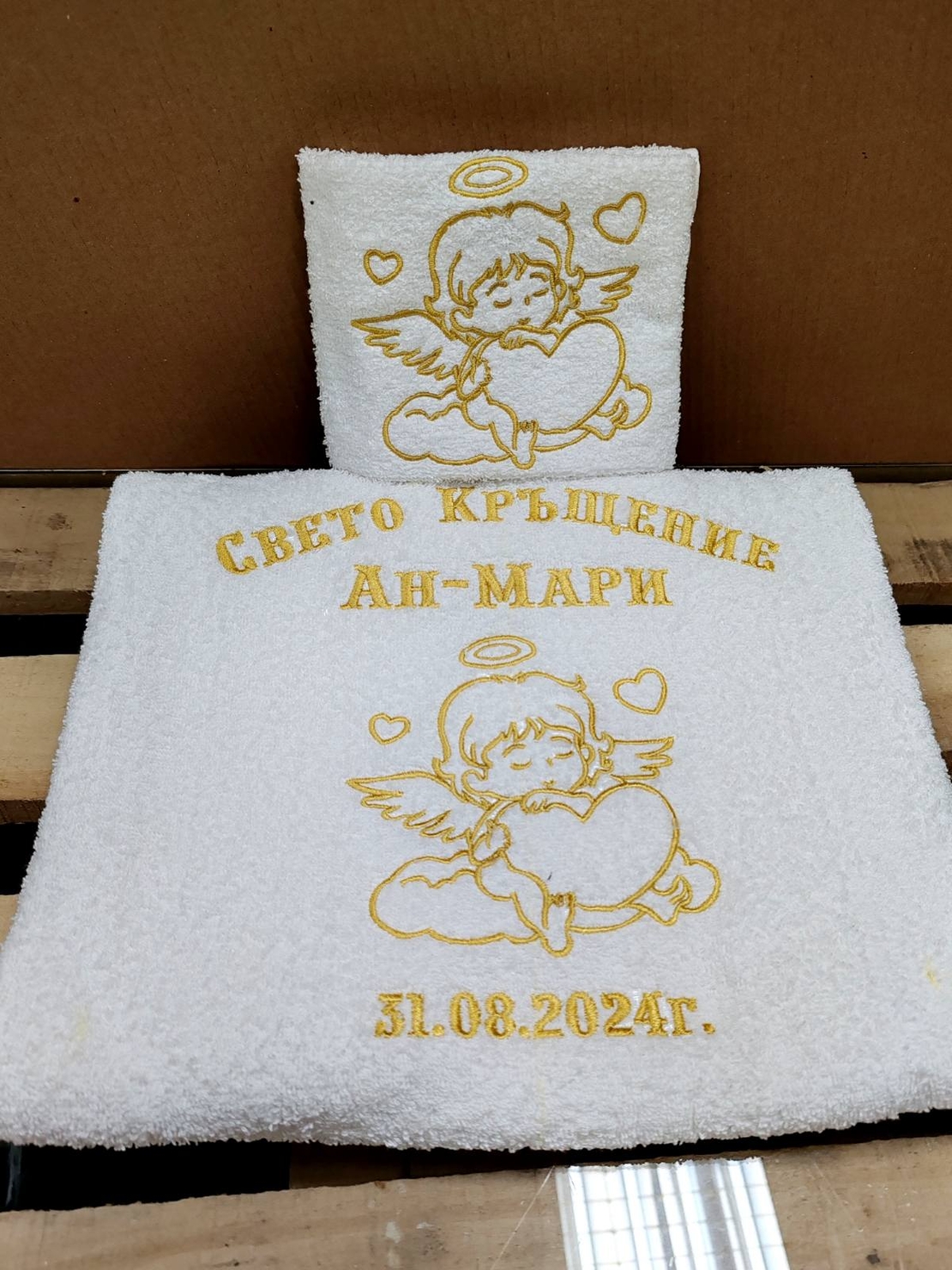 Хавлиена кърпа Ангелче със сърца
