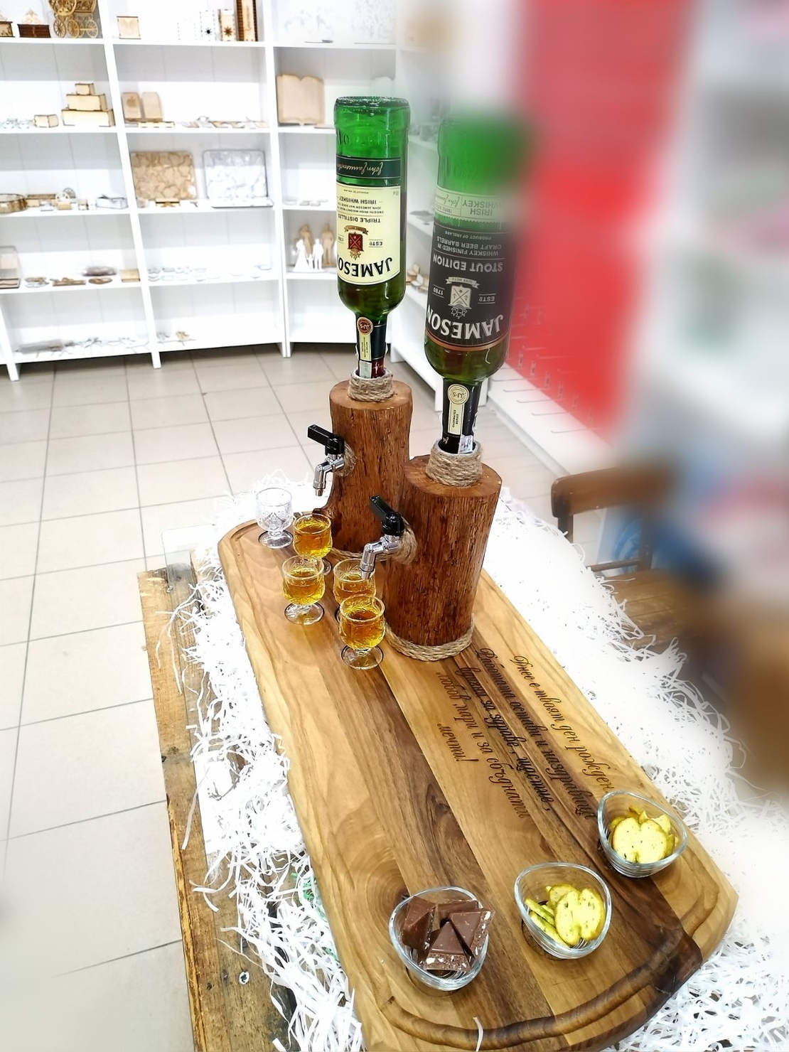 Диспенсър за алкохол 