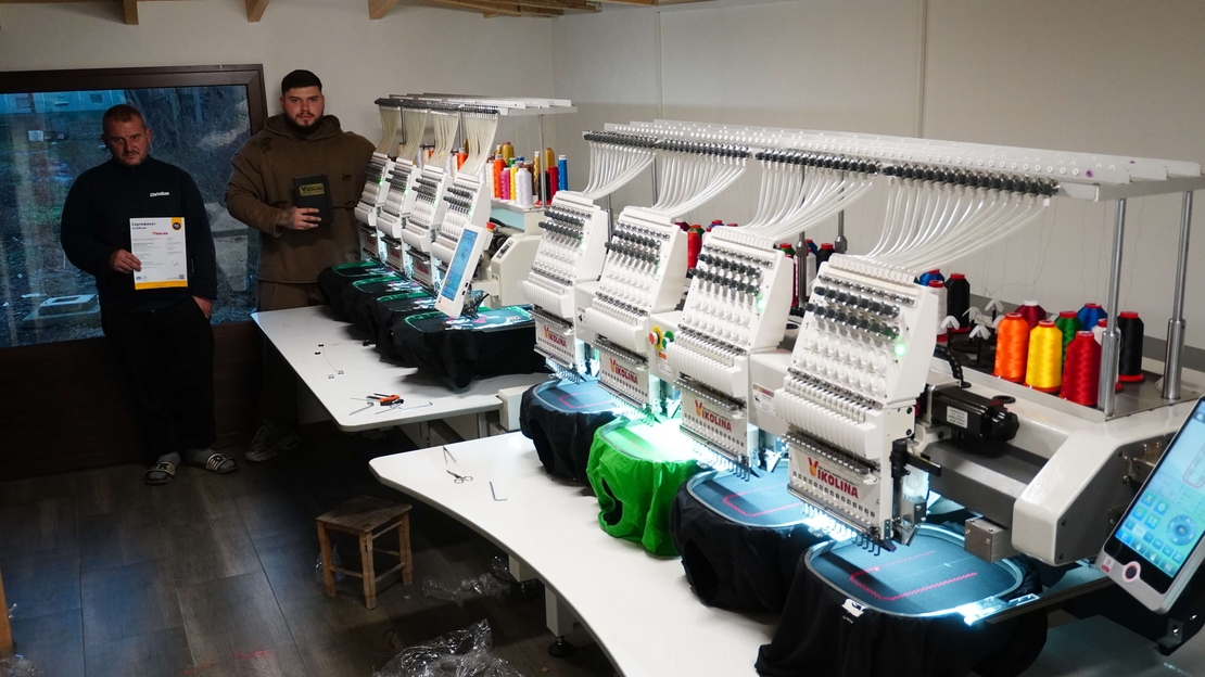 Бродировъчна машина / Четириглава/ QMT 20545 15 конечна