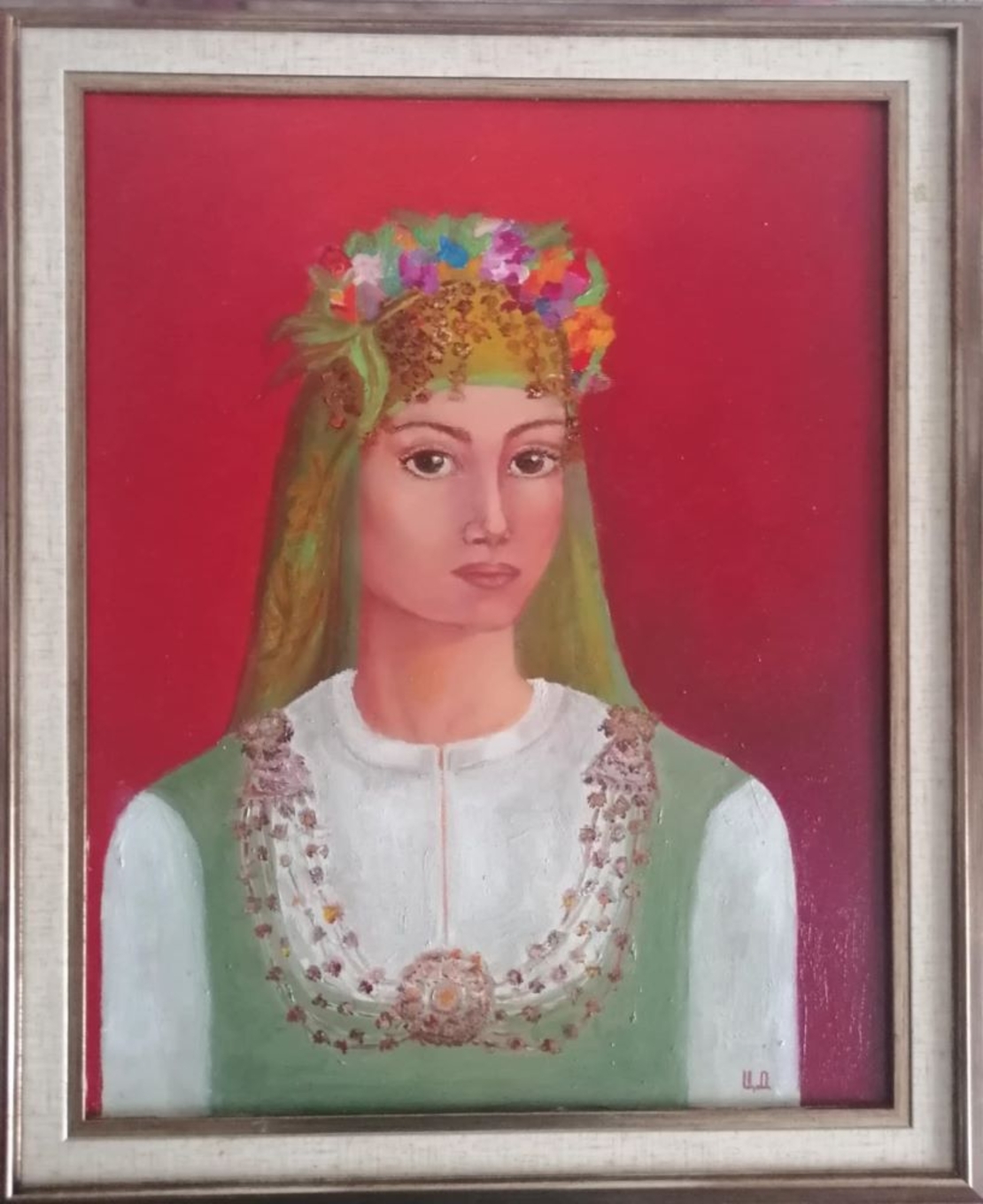 Момиче с накити