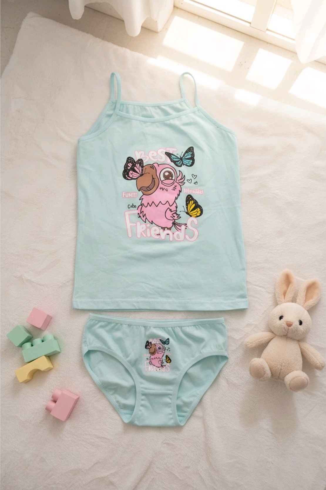 Малки дами бельо