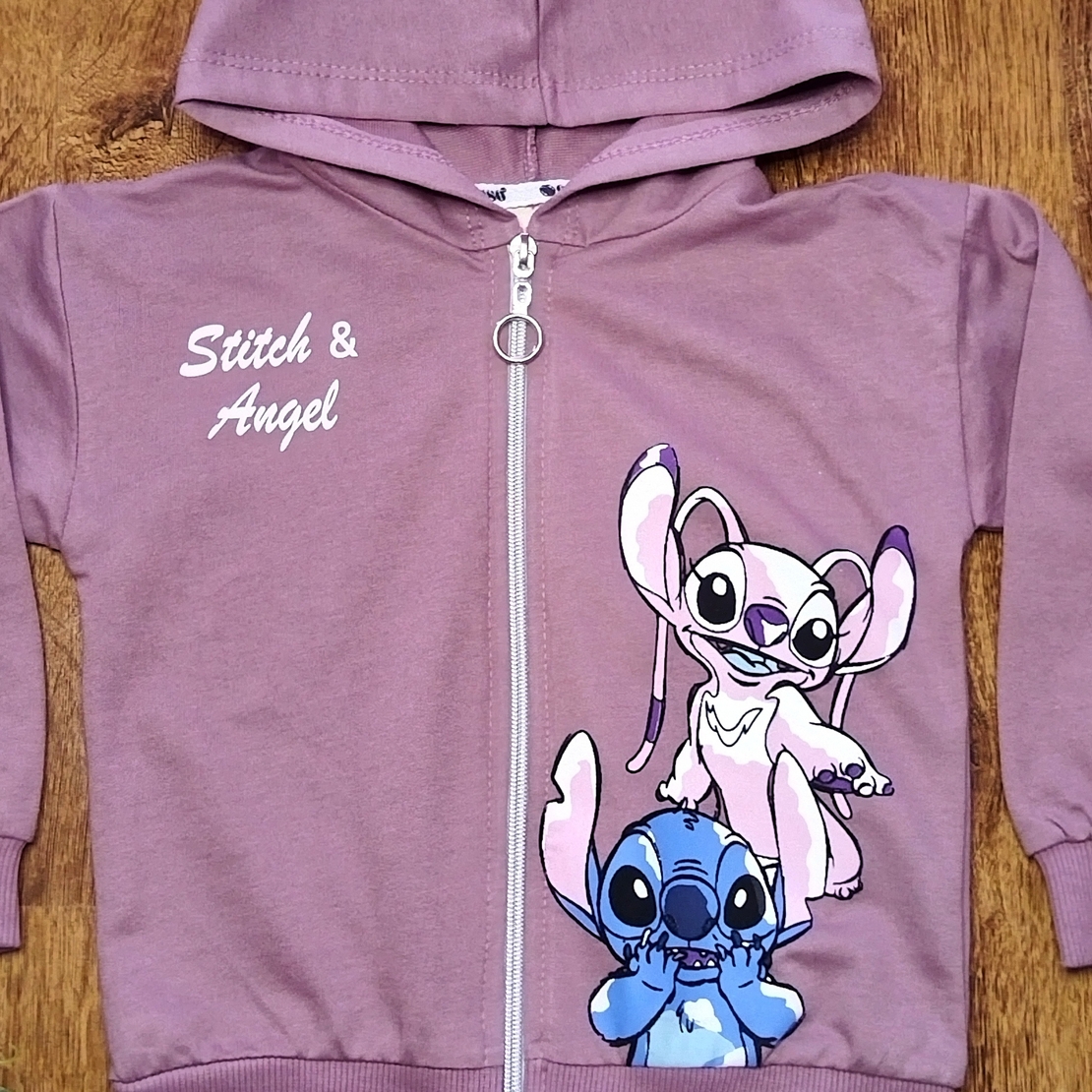 Комплект с блуза Стич