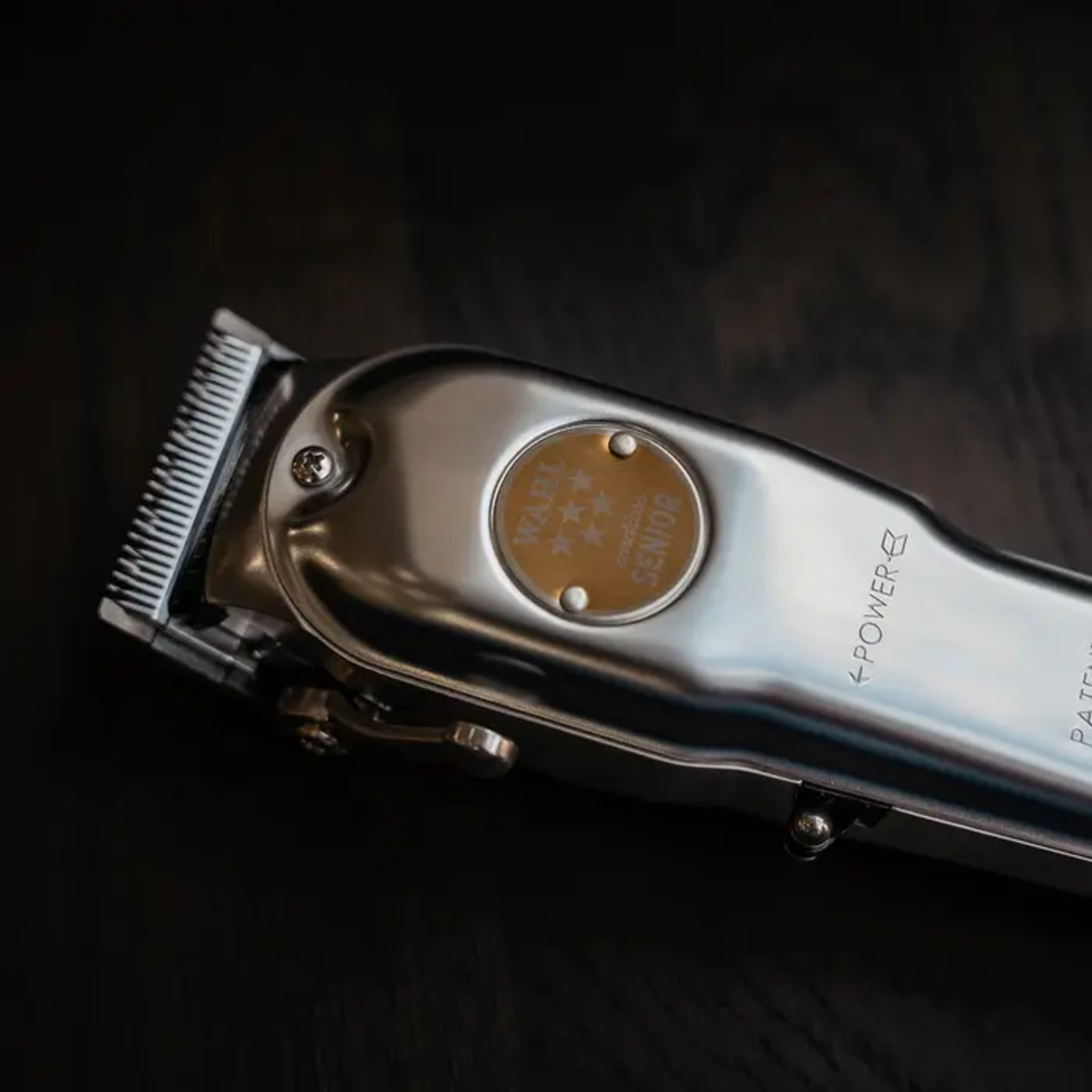 Професионална акумулаторна машинка за подстригване WAHL CORDLESS SENIOR METAL EDITION