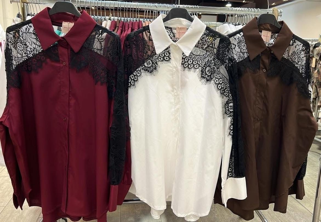 Риза с дантела 2 цвята 138 гръдна