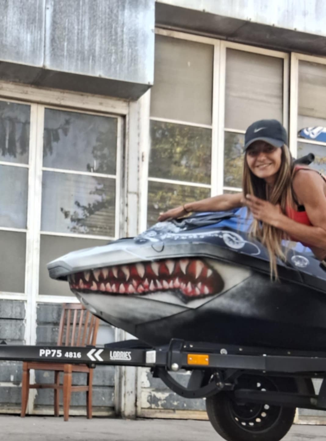 Рисунка върху джет