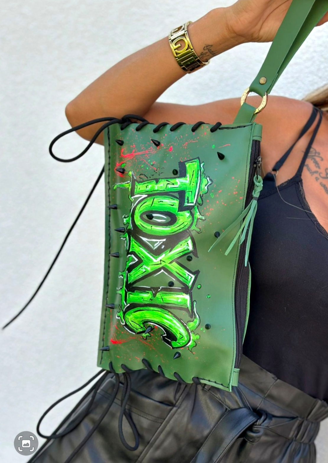 Дамска чанта ,,Toxic ,, естествена кожа