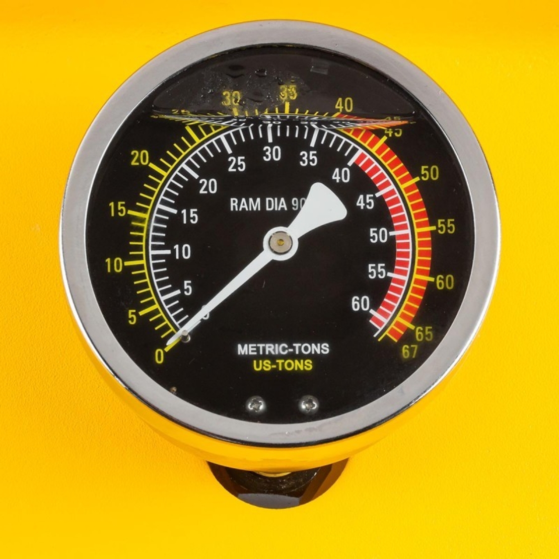 НЕМСКО Пневматично – Хидравлична Преса 40 тона с Манометър JCB , TY40001 + ЛЕД ФЕНЕР