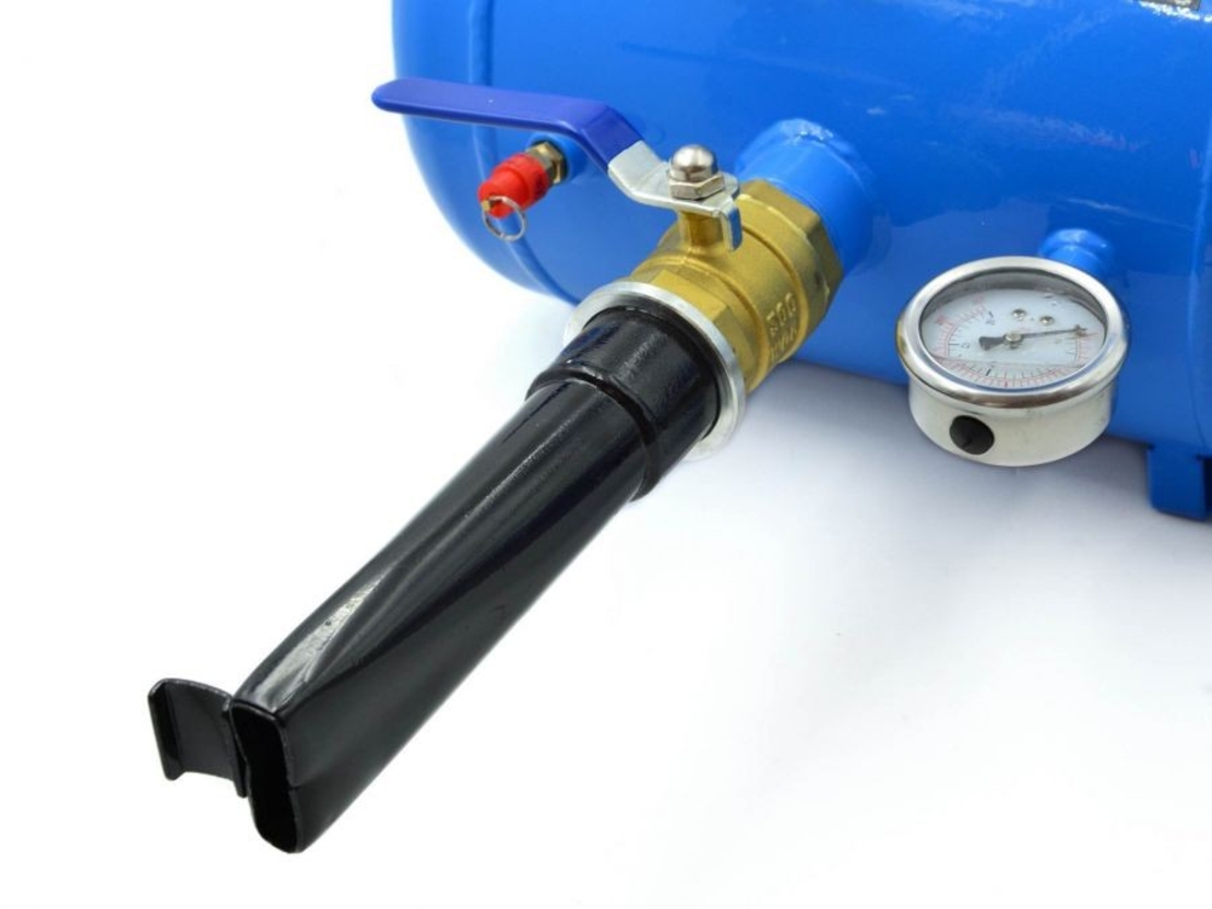 НЕМСКА Бутилка за Шоково Помпане на гуми – Бустер 21 литра HAWEK Полша + ЛЕД ФЕНЕР