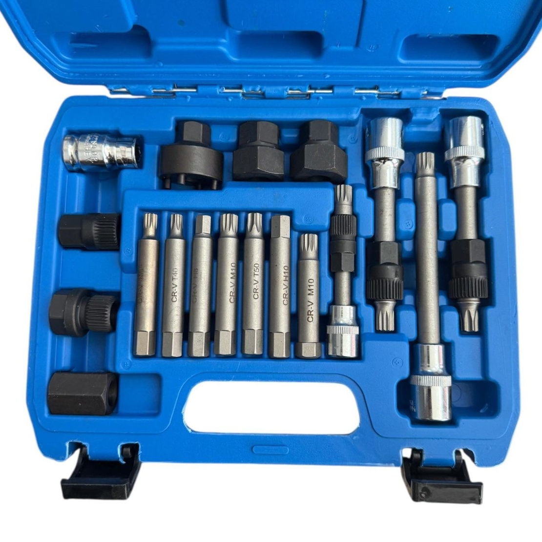 НЕМСКИ КОМПЛЕКТ ВЛОЖКИ ЗА ШАЙБИ НА АЛТЕРНАТОРИ 18 ЧАСТИ HAWEK HW-1126 + ЛЕД ФЕНЕР