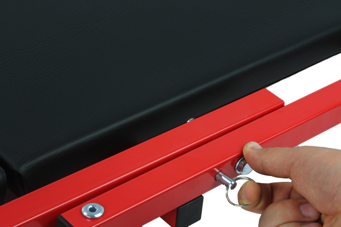 НЕМСКА Сгъваема Авто Лежанка работен стол за авто сервиз Mar – Pol Полша + ЛЕД ФЕНЕР