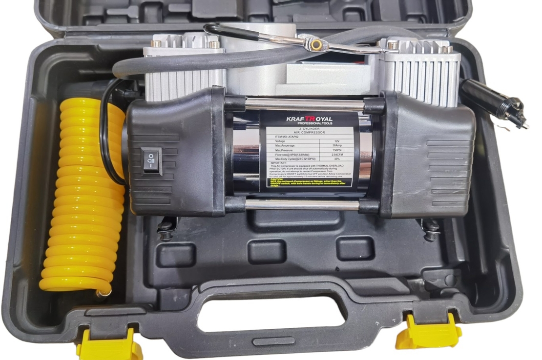 НЕМСКИ Компресор Двубутален за Помпане на Гуми с Led Фенер Маркуч за въздух Филитили и накрайници Комплект Пътна Помощ KRAFTROYAL + ЛЕД ФЕНЕР