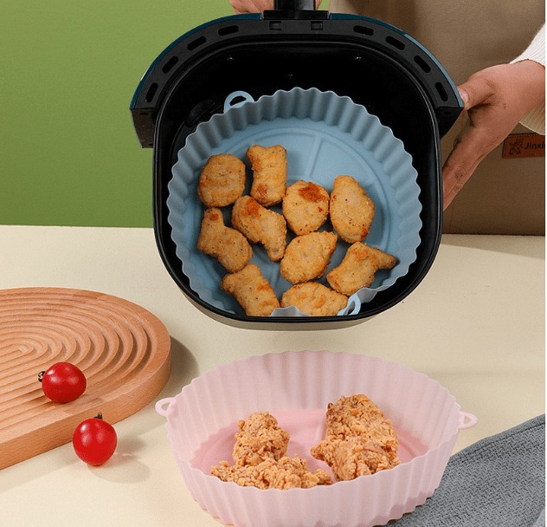 НЕМСКА Силиконова подложка за air fryer + ЛЕД ФЕНЕР