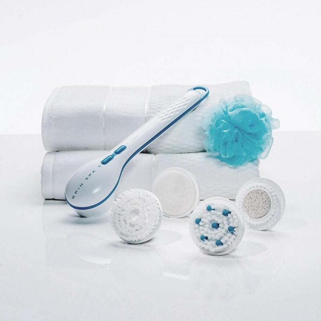 НЕМСКА МАСАЖИРАЩА ЧЕТКА за баня 5 В 1 + ЛЕД ФЕНЕР