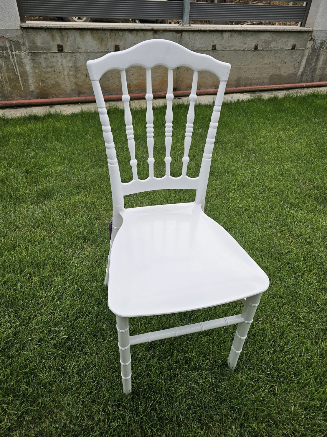 НЕМСКИ Сватбен Сет От 6 Стола Със Сгъваема Кетъринг Маса + ЛЕД ФЕНЕР