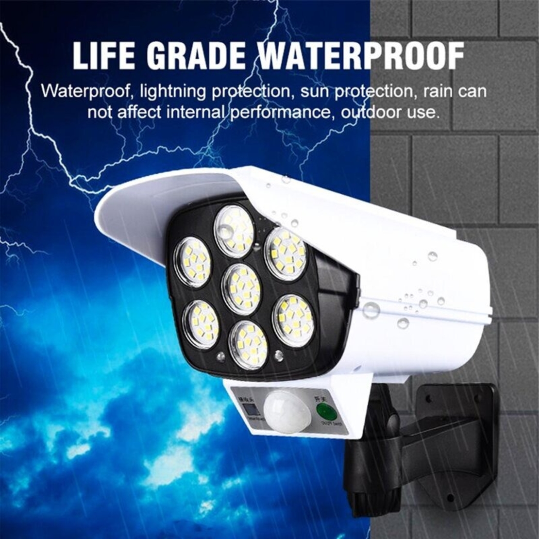 НЕМСКА LED Соларна Лампа тип Камера с дистанционно 180W Мощност 77LED + ЛЕД ФЕНЕР