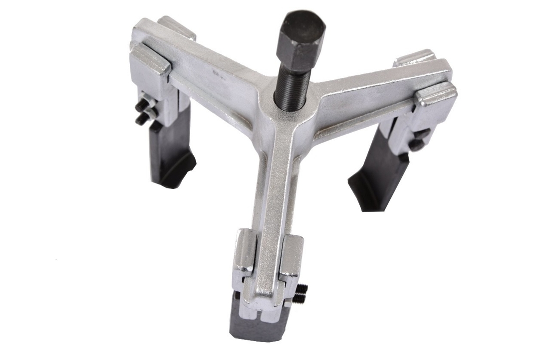 НЕМСКИ КОМПЛЕКТ ЗА ИЗБИВАНЕ НА ЛАГЕРИ 13 части HAWEK HW-1131 + ЛЕД ФЕНЕР